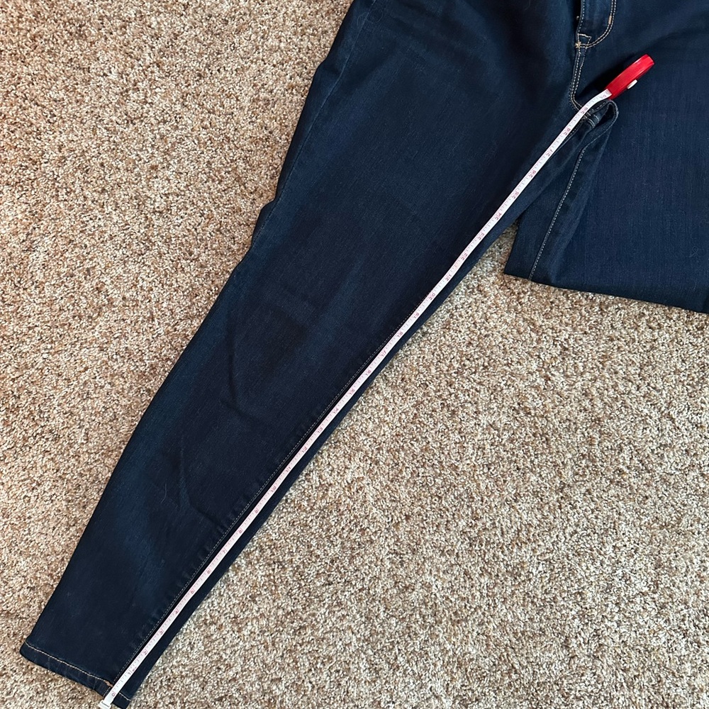 Maurice’s High Rise Jeggings - Picture 5 of 9
